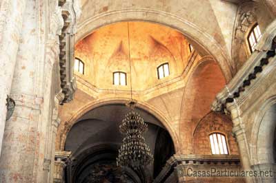 Una torre de la Catedral de La Habana