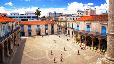 Plaza de la Catedral en La Habana Vieja, Cuba