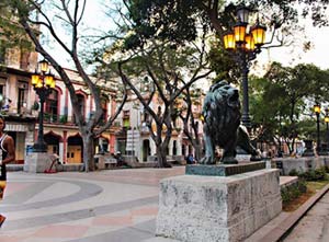 El Paseo del Prado en La Habana, La Habana Vieja, Cuba